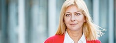 Матренкина уже разлила масло