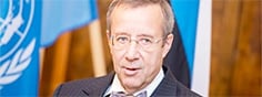 Россия подает сигналы бедствия